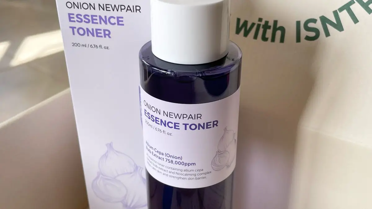 ISNTREE Onion Newpair Essence Toner Review